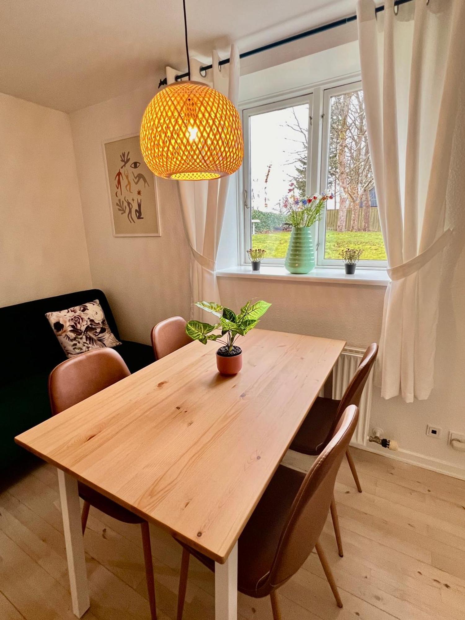 5 Minute Walk To Lego House - 50M2 Cozy Apartment- D Unit Billund Eksteriør billede