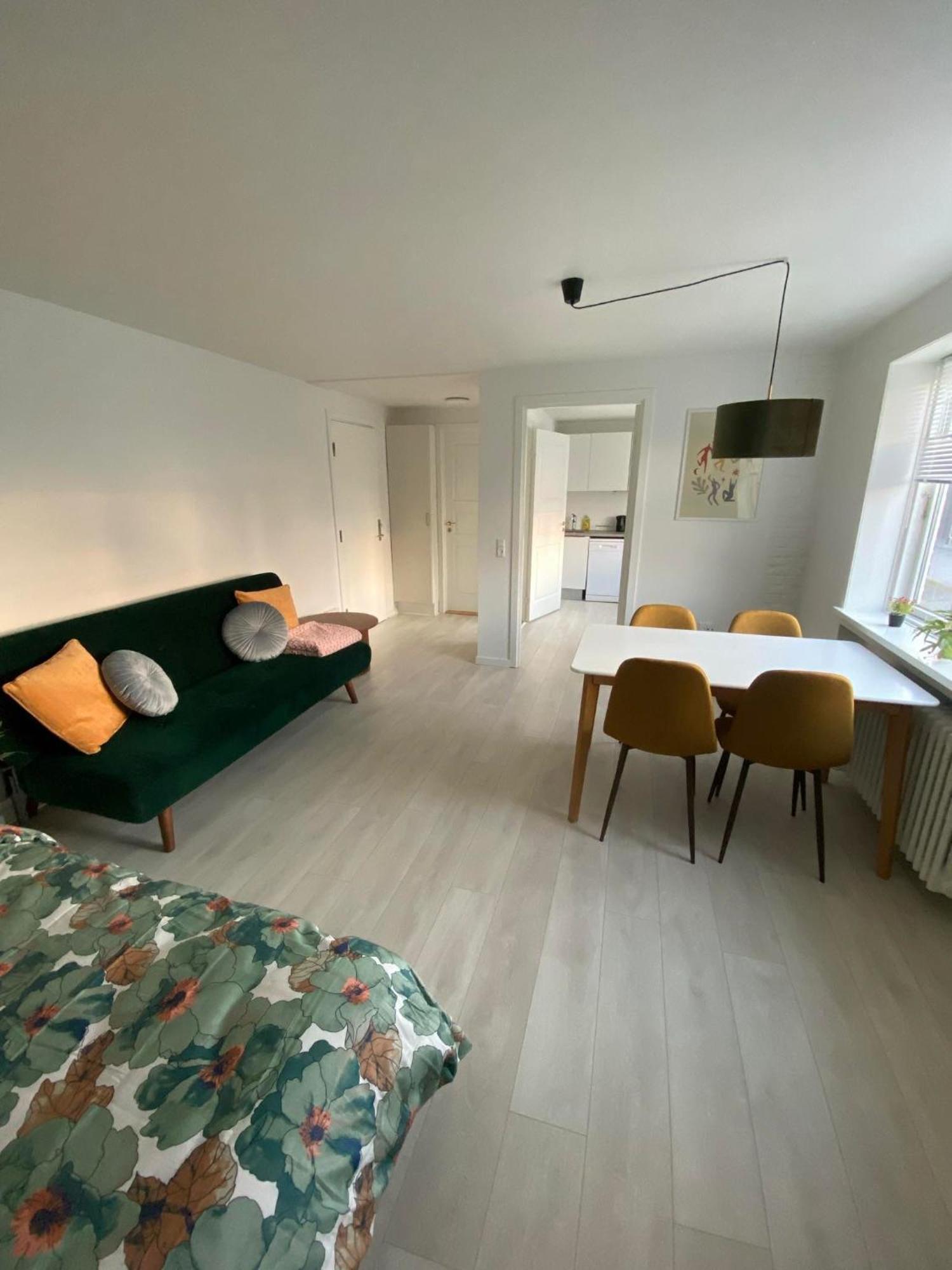 5 Minute Walk To Lego House - 50M2 Cozy Apartment- D Unit Billund Eksteriør billede